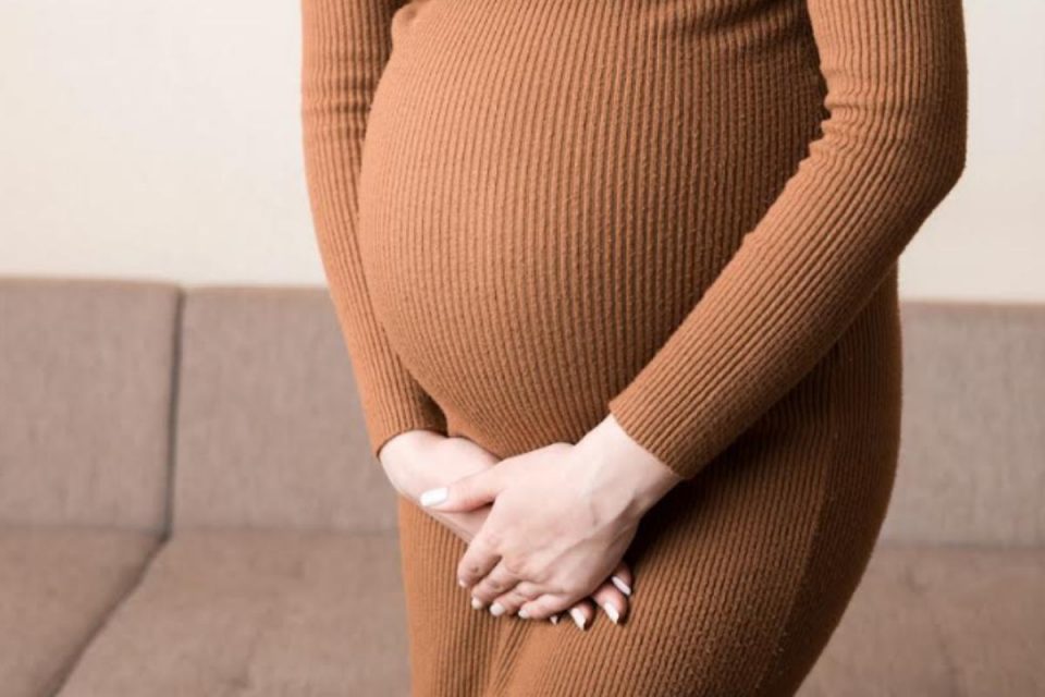 https://www.beingnaturalhuman.com/how-to-handle-incontinence-during-pregnancy-and-after-childbirth/