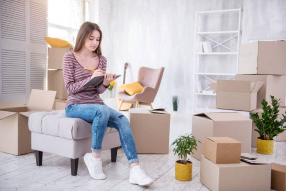 https://www.beingnaturalhuman.com/6-things-to-put-on-your-off-to-the-dorms-checklist/