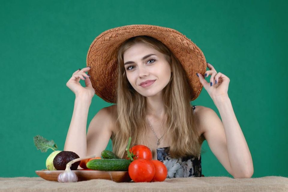 6 Tips for Sticking to Your Vegan Diet While Traveling